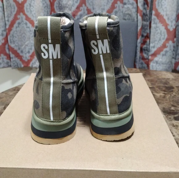 Steve Madden Boots - Picture 3 of 7